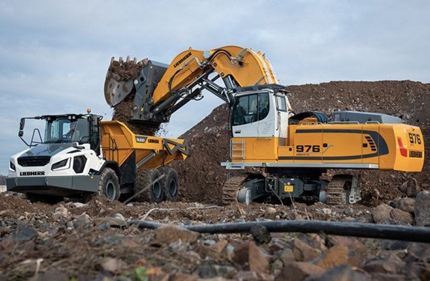 Deux nouvelles pelles zéro émission locale chez Liebherr : les pelles sur chenilles électriques R 976-E et R 980 SME-E